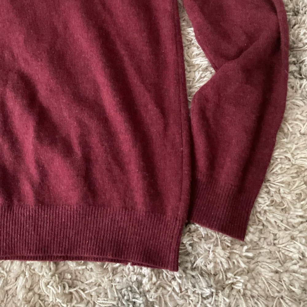 Burgundy 100% Cashmere V-Neck Sweater Womens Small 29315 FA18 Wine - Picture 10 of 13